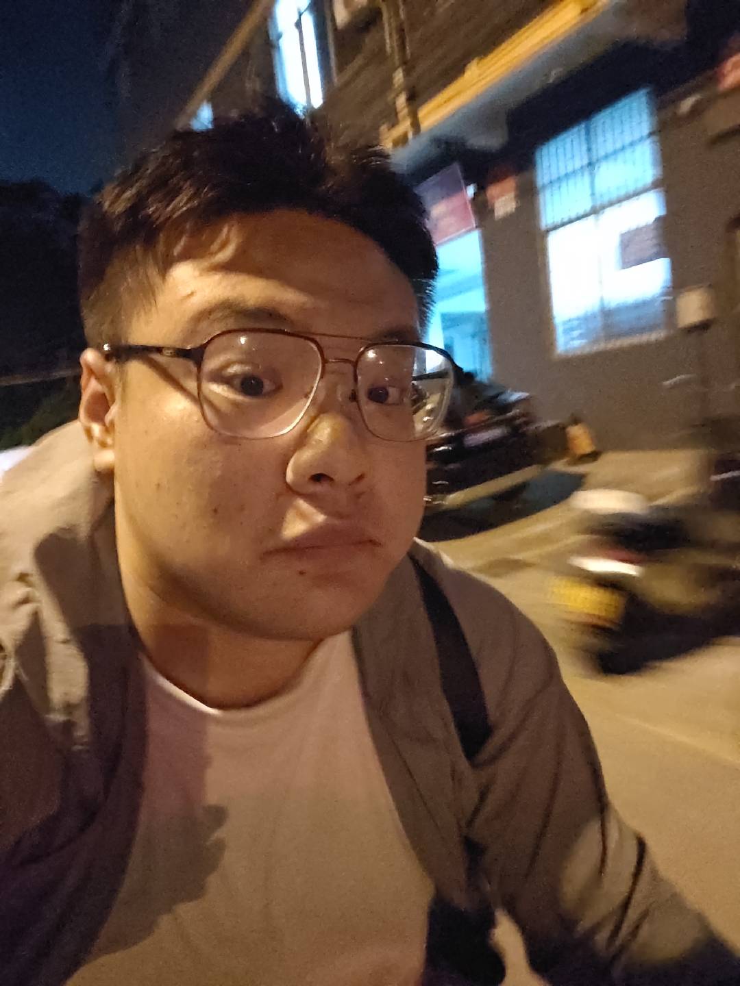 陈志鸿的个人照片